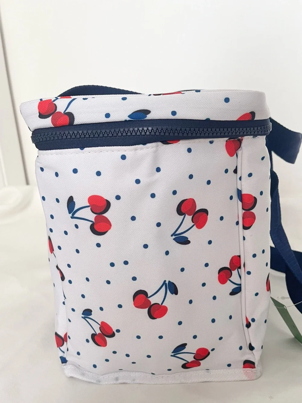Kate Spade Vintage Insulted Cherry print cooler bag Tote NWT